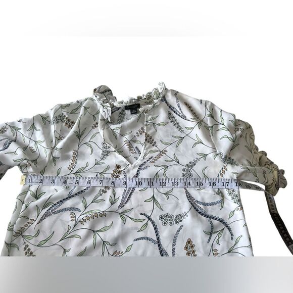 Ann Taylor Floral Tiered sleeve Flowy Blouse Size XS - Picture 14 of 14